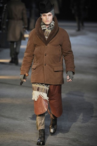 Alexander McQueen / - 2009-2010